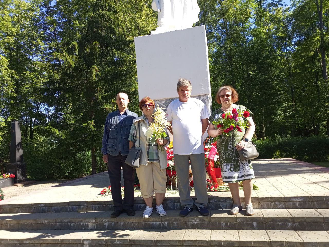 День памяти и скорби День памяти и скорби
