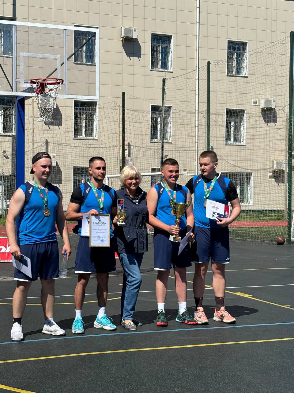 Наши в баскетболе Наши в баскетболе