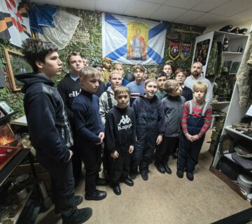 Детям о героях